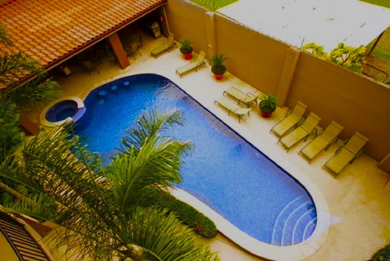 Monaco Condominiums ฆาโก ภายนอก รูปภาพ